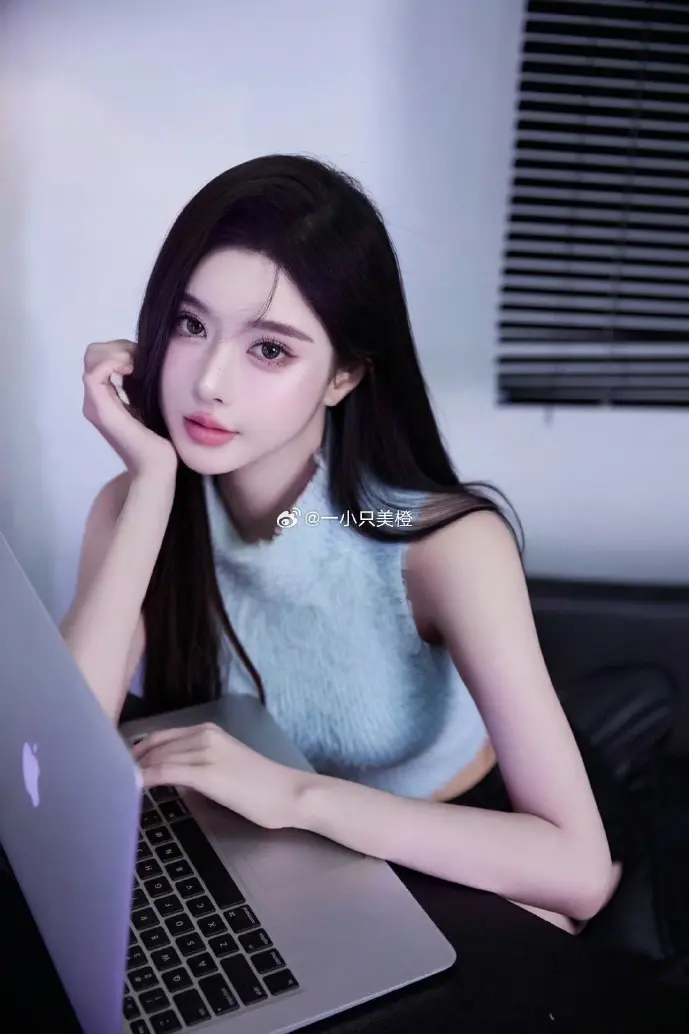 手游界面美化对比